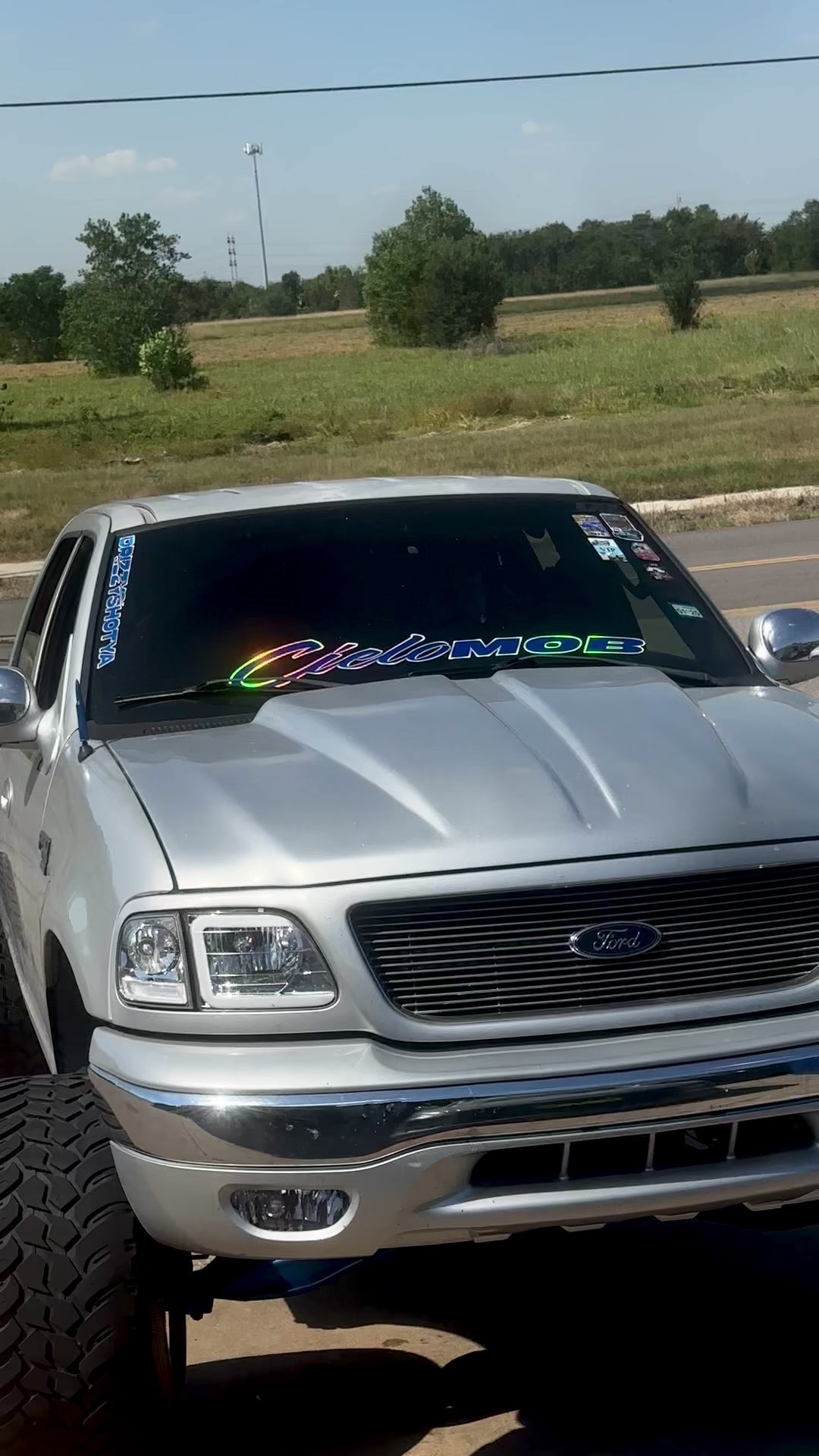 CieloMob Windshield Decal (Custom Color w/ Holographic Outline)
