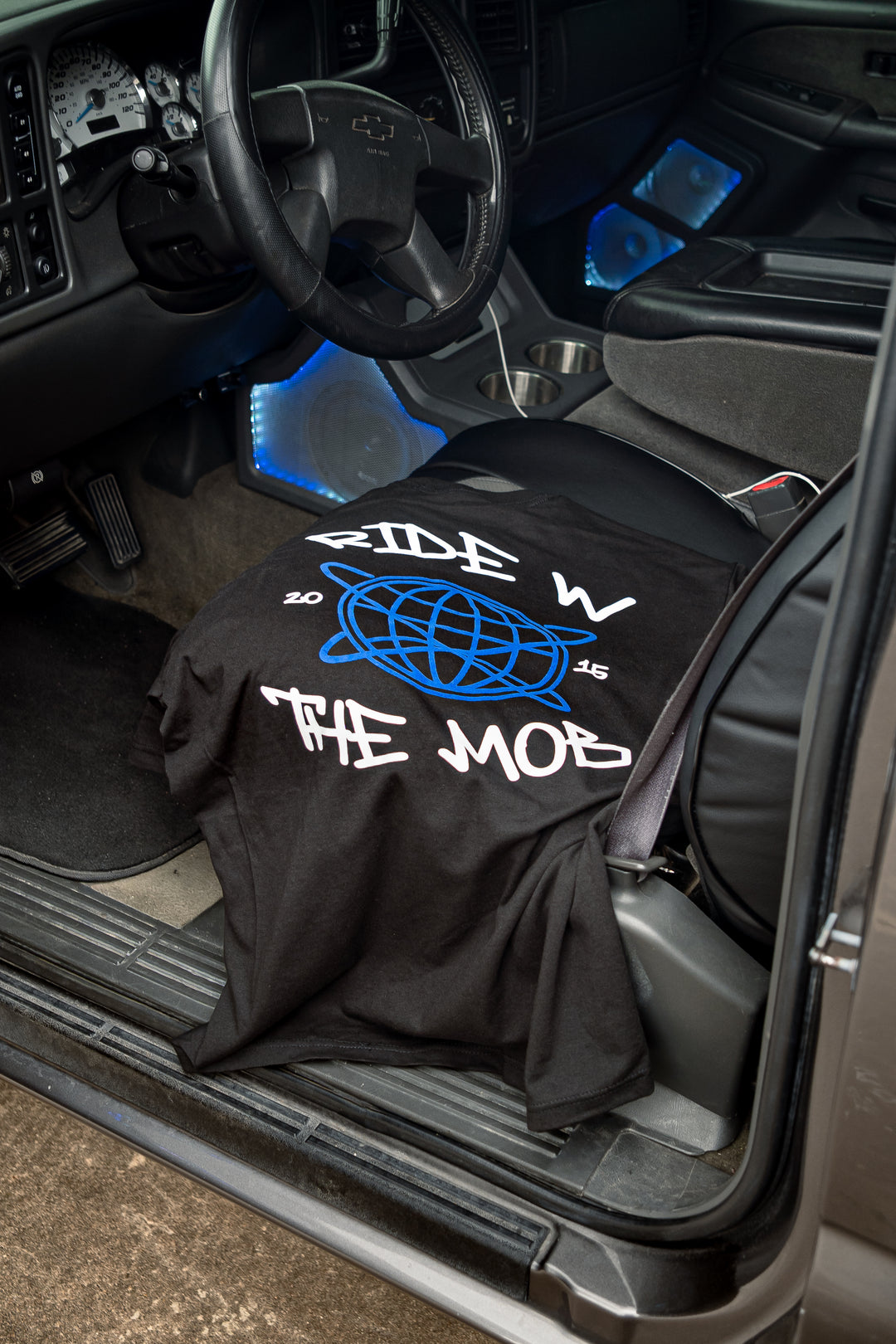 "RiDE W thE M0b"  [BLUE SUEDE Logo] Heavyweight Tee