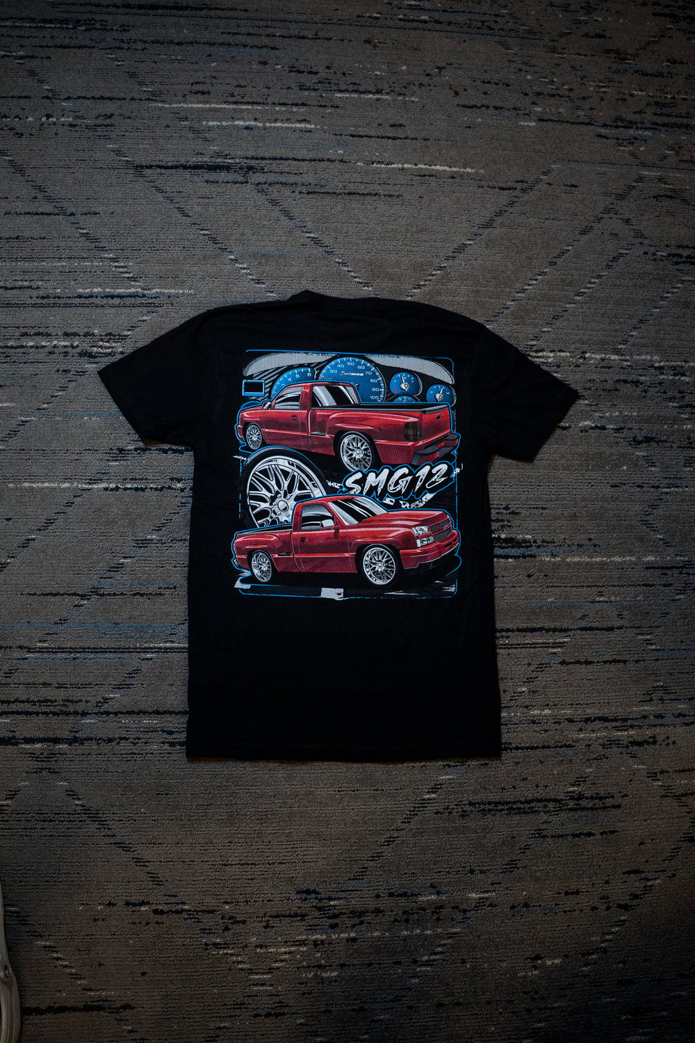 🔴 [SMG12] "Red Cateye Stepside" Tee