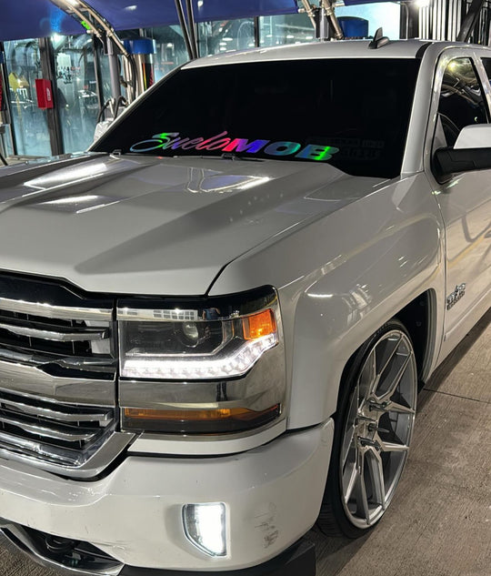 Holographic SueloMob Windshield Decal