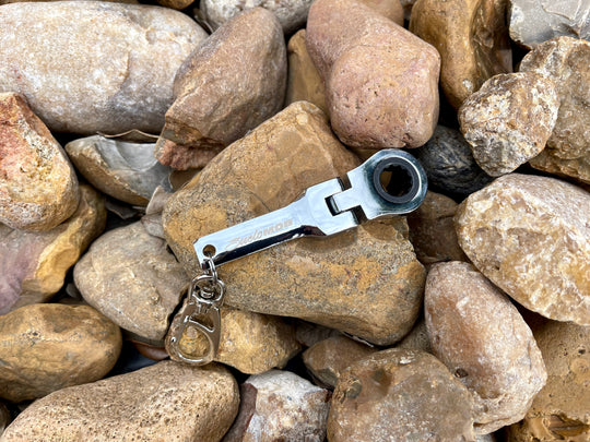 💥100 ENTRIES💥: SueloMob 10MM Socket Keychain 🔧