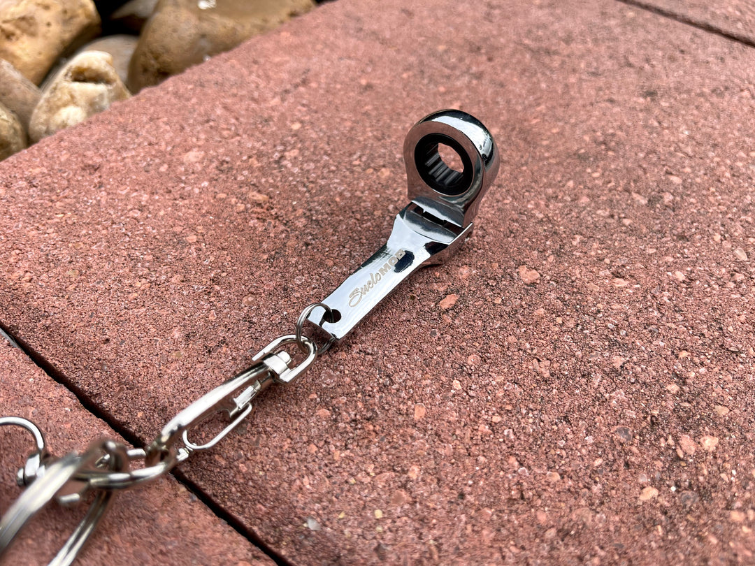 💥100 ENTRIES💥: SueloMob 10MM Socket Keychain 🔧