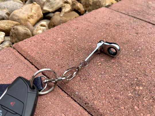 💥100 ENTRIES💥: SueloMob 10MM Socket Keychain 🔧