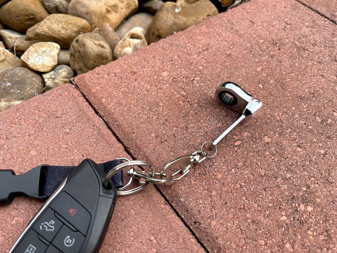 💥100 ENTRIES💥: SueloMob 10MM Socket Keychain 🔧