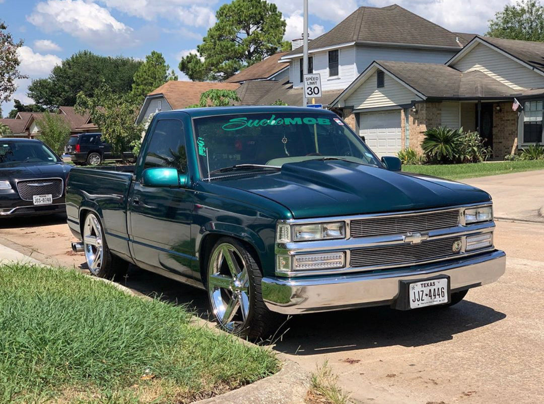SueloMob Windshield Sticker (Custom Color)