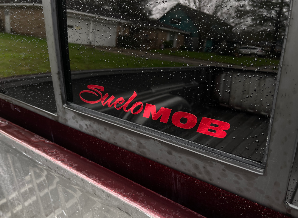 Chrome Red SueloMob Decal