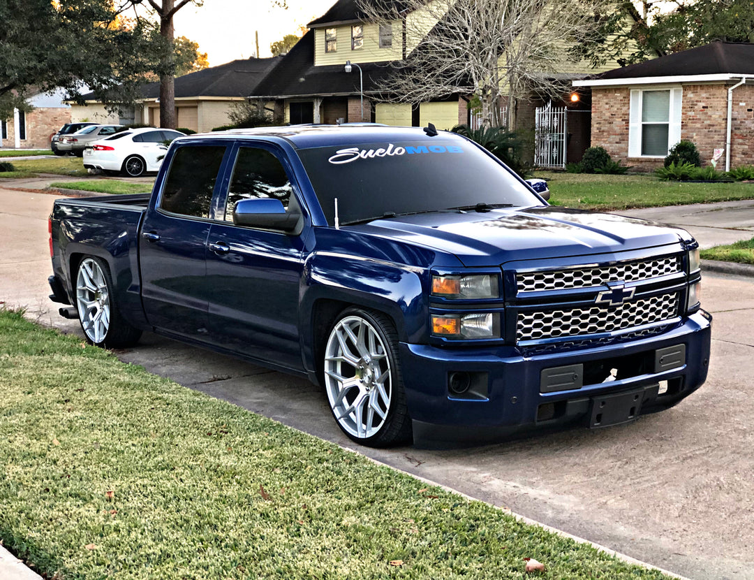 SueloMob Windshield Sticker (Custom Color)
